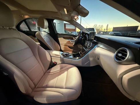 Used 2017 Mercedes-Benz C 300 Sedan image 26