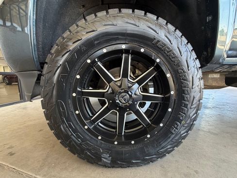 Used 2017 GMC Sierra 3500 Denali w/ Duramax Plus Package AWD/4WD image 62