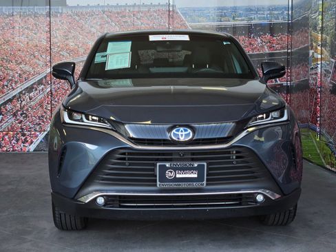 Used 2024 Toyota Venza Limited AWD/4WD image 3