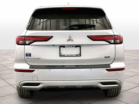 Used 2022 Mitsubishi Outlander SEL AWD/4WD image 4