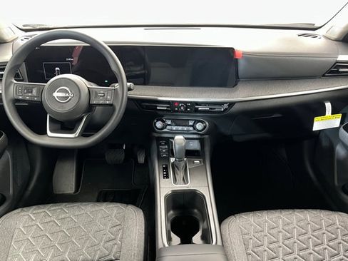 New 2026 Nissan Kicks SV w/ SV Premium Package image 9