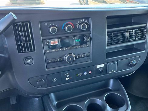New 2025 Chevrolet Express 3500 w/ Power Convenience Package image 7