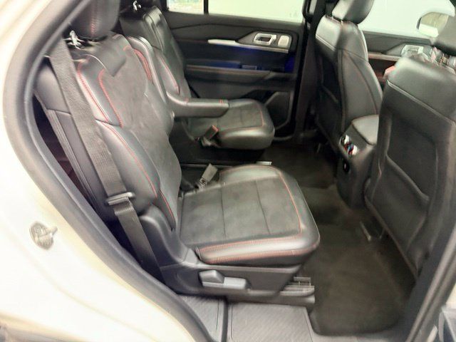 Used 2025 Ford Explorer ST w/ Sun And Sound Package AWD/4WD image 42