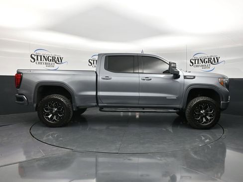 Used 2021 GMC Sierra 1500 Elevation w/ X31 Off-Road Package AWD/4WD image 10