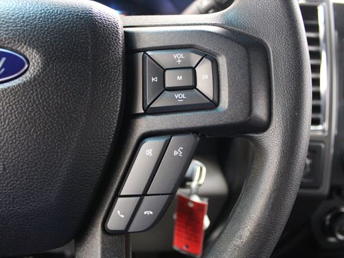 Used 2016 Ford F150 XLT AWD/4WD image 33