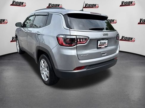 Used 2022 Jeep Compass Latitude w/ Convenience Group AWD/4WD image 7