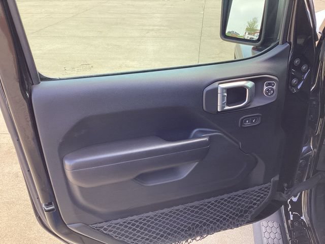 Used 2021 Jeep Wrangler Unlimited Sport AWD/4WD image 9