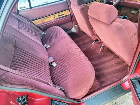 Used 1995 Buick Le Sabre Custom image 26