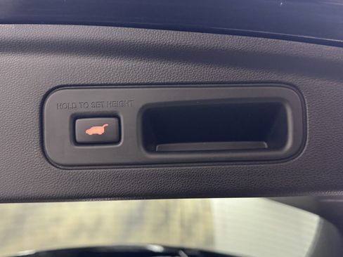 Used 2023 Acura MDX SH-AWD w/ Advance Package image 38