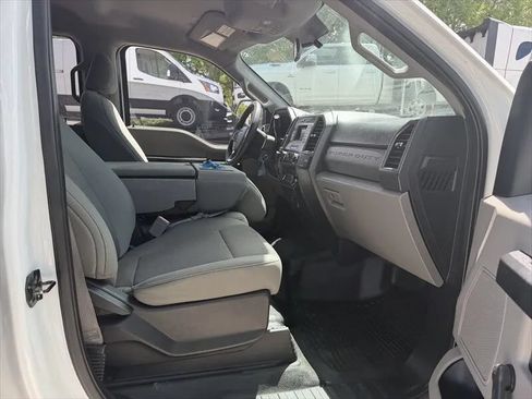 Used 2019 Ford F250 XL w/ STX Appearance Package AWD/4WD image 24