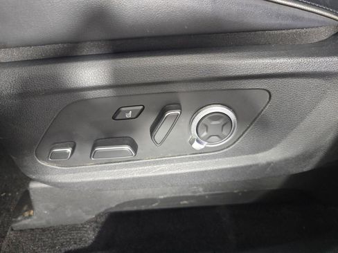 Used 2024 Hyundai Palisade Calligraphy image 11