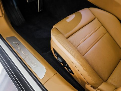 Certified 2023 Porsche Panamera 4S image 14