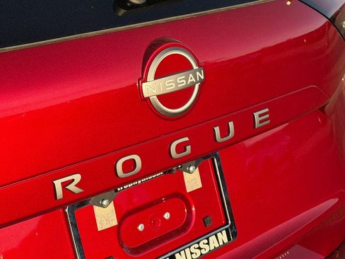 New 2026 Nissan Rogue SV image 7