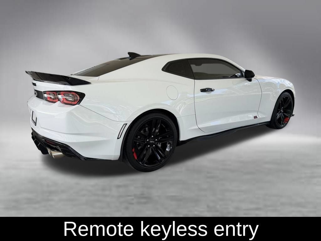Used 2023 Chevrolet Camaro LT w/ Redline Edition RWD image 3