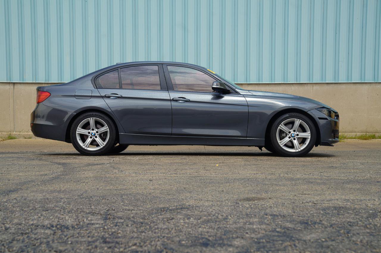 Used 2013 BMW 328i Sedan RWD image 10