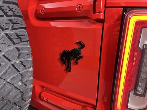 Used 2022 Ford Bronco Wildtrak AWD/4WD image 33