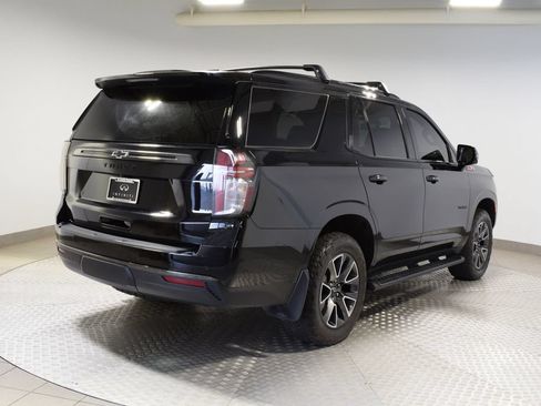 Used 2022 Chevrolet Tahoe Z71 w/ Luxury Package AWD/4WD image 10