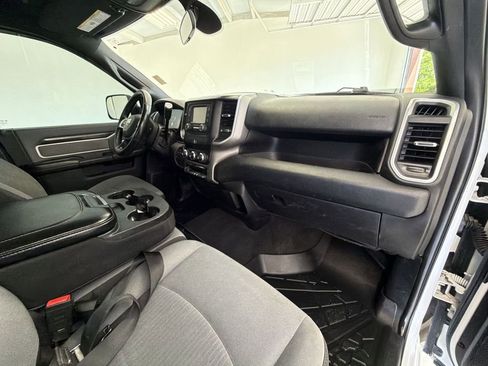 Used 2021 RAM 2500 Big Horn image 30