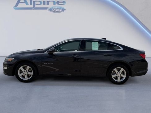 Used 2023 Chevrolet Malibu LT w/ Driver Confidence Package FWD image 2