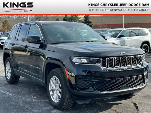 New 2025 Jeep Grand Cherokee Laredo X w/ Luxury Tech Group I AWD/4WD image 1