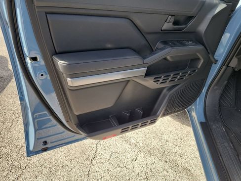 New 2026 Toyota Tacoma SR5 RWD image 19