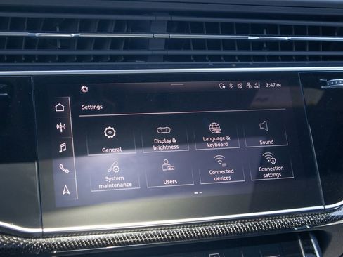 Used 2021 Audi SQ7 Premium Plus w/ Driver Assistance Package image 24