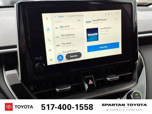 Used 2025 Toyota Corolla Cross XLE AWD/4WD image 21