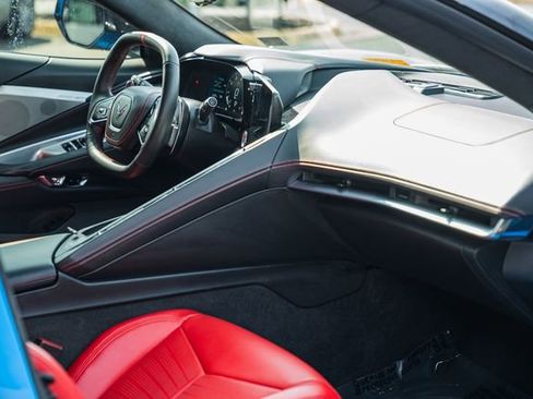 Used 2022 Chevrolet Corvette Stingray w/ Z51 Performance Package image 21