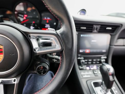 Certified 2018 Porsche 911 Carrera GTS image 16