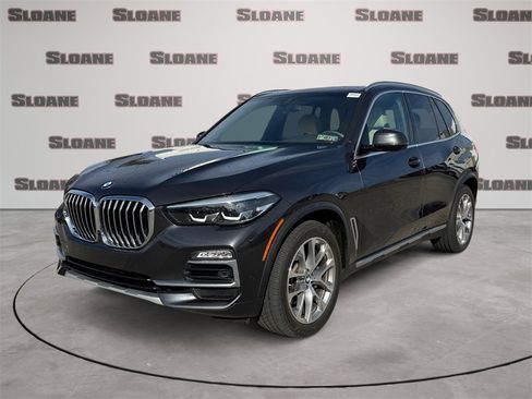 Used 2021 BMW X5 xDrive40i w/ Premium Package image 1