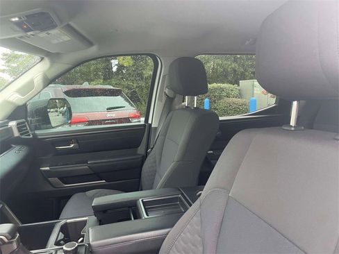 Used 2022 Toyota Tundra SR5 image 18