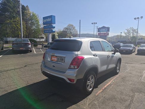 Used 2017 Chevrolet Trax LS w/ LPO, Protection Package image 6