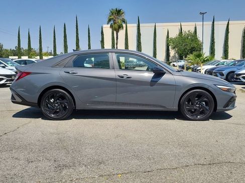 New 2026 Hyundai Elantra Sport FWD image 28
