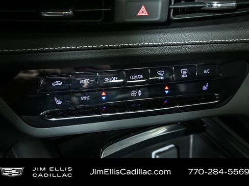 Used 2023 Buick Envision Preferred w/ Sport Touring Package image 15