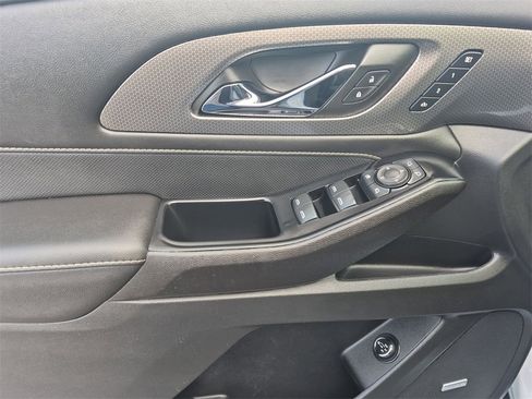Used 2023 Chevrolet Traverse Premier w/ Redline Edition image 20