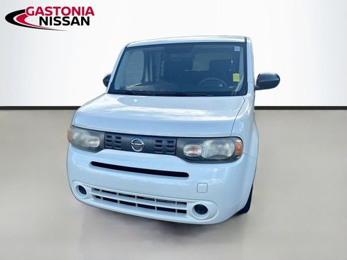 Used 2010 Nissan Cube 1.8 w/ Interior Designer Pkg FWD image 35