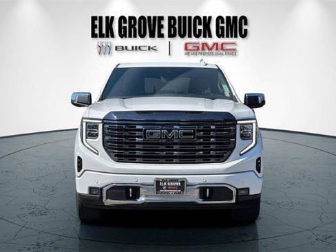 Used 2024 GMC Sierra 1500 Denali Ultimate image 9