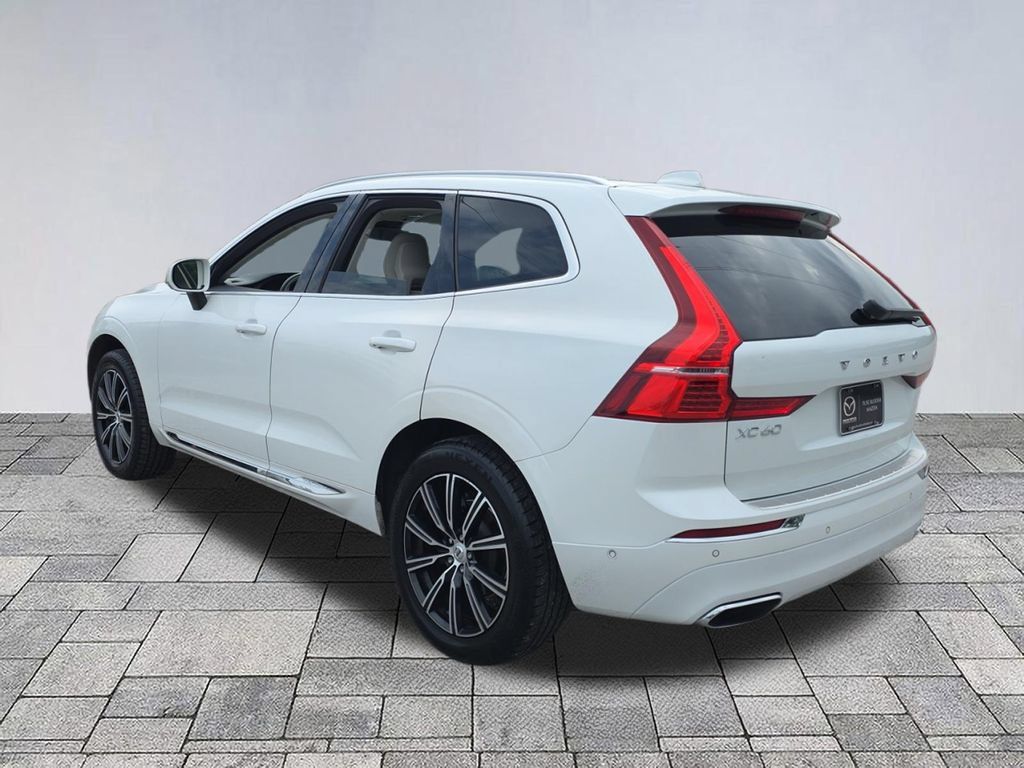 Used 2018 Volvo XC60 T5 Inscription w/ Convenience Package AWD/4WD image 5
