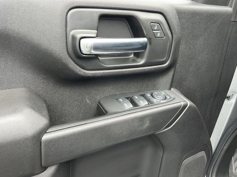 Used 2025 Chevrolet Silverado 2500 Custom w/ Custom Value Package AWD/4WD image 15