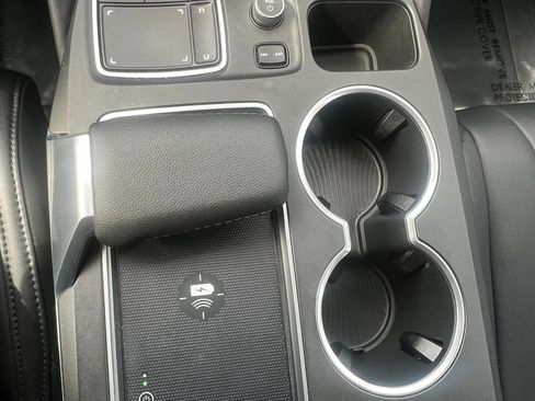 Used 2023 Acura MDX FWD image 25