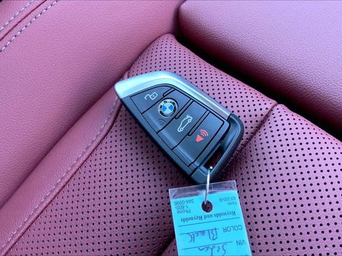 Certified 2025 BMW 330i Sedan image 14