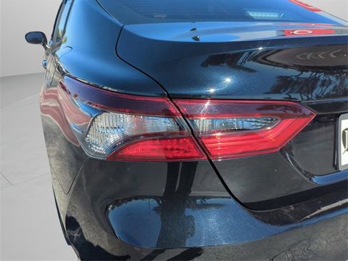 Used 2023 Toyota Camry LE image 45