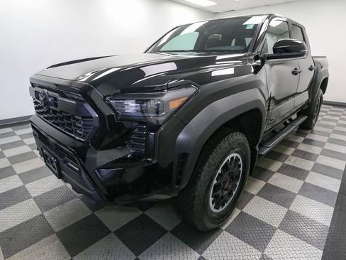 New 2026 Toyota Tacoma TRD Off-Road AWD/4WD image 4