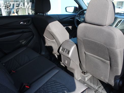 Used 2020 Chevrolet Equinox LT w/ Driver Convenience Package image 24