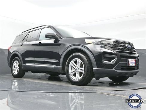 Used 2020 Ford Explorer XLT w/ Comfort Package image 27