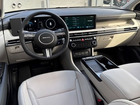 New 2026 Hyundai Tucson Limited AWD/4WD image 2