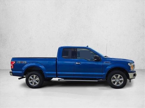 Used 2018 Ford F150 XLT w/ Equipment Group 302A Luxury AWD/4WD image 4