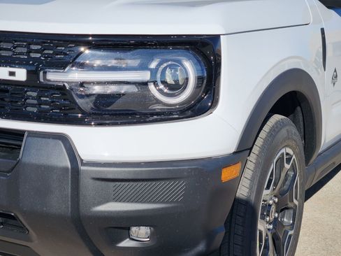 New 2025 Ford Bronco Sport Outer Banks image 11