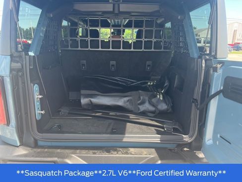 Used 2022 Ford Bronco Outer Banks w/ Sasquatch Package AWD/4WD image 42