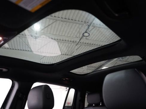 Used 2022 Mercedes-Benz GLB 250 4MATIC image 19